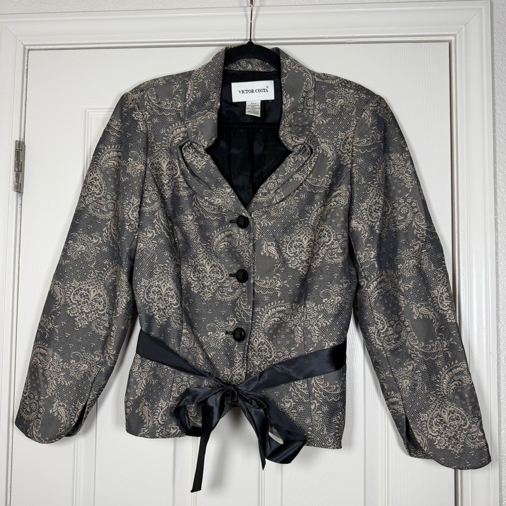 Victor Costa Gray/Gold Paisley Belted Blazer Shawl Collar Artsy Museum Size 14